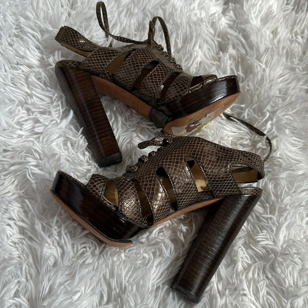 Coach Sandals - Picture 11 of 12